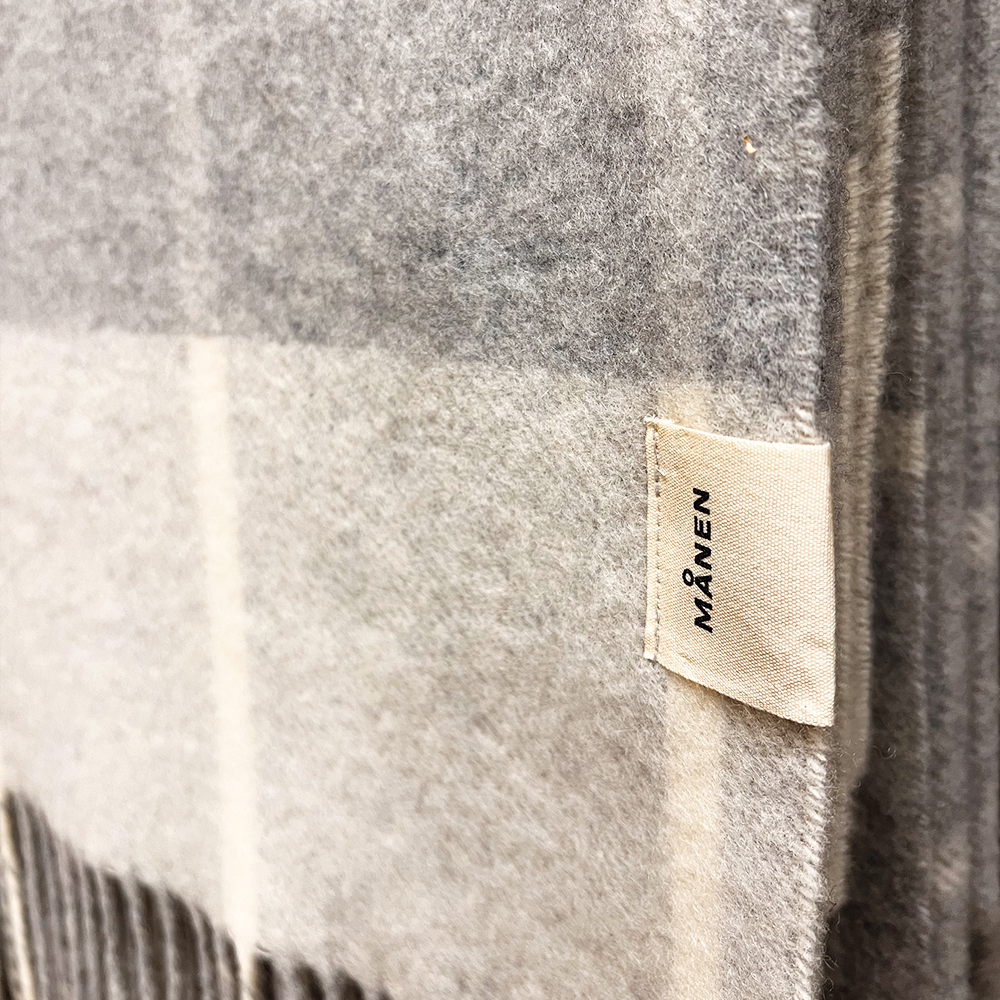 MÅNEN Decke Squared Grau/Beige - GUNDT HOME